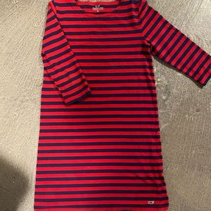 Vineyard vine Girls dress